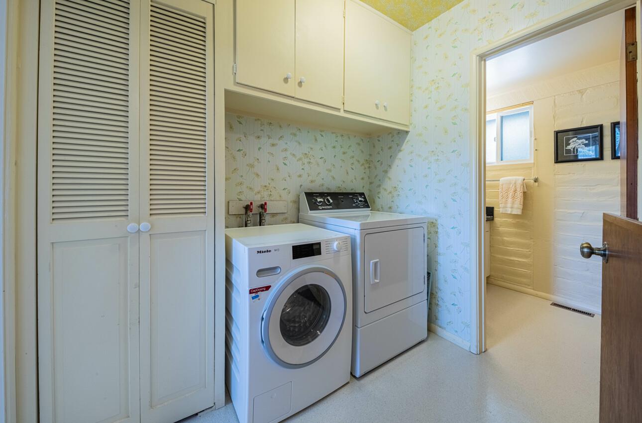 Detail Gallery Image 19 of 25 For 800 Adair Pl, Del Rey Oaks,  CA 93940 - 3 Beds | 1/1 Baths