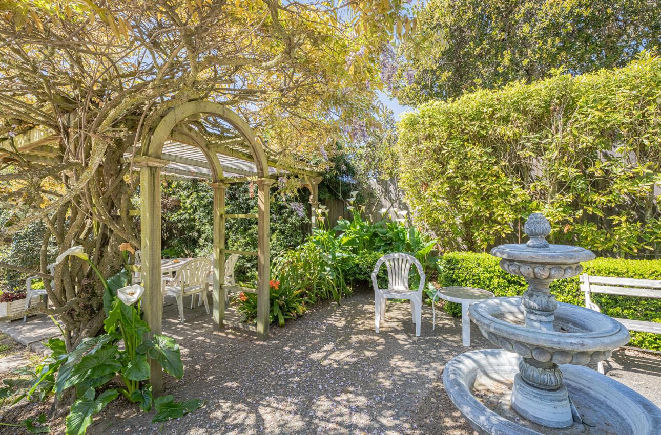 Detail Gallery Image 25 of 25 For 800 Adair Pl, Del Rey Oaks,  CA 93940 - 3 Beds | 1/1 Baths