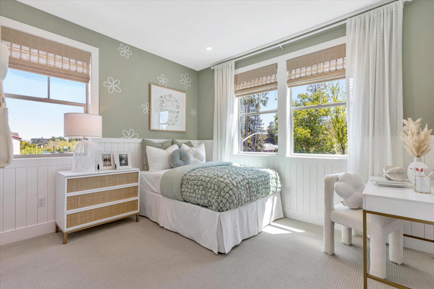 Detail Gallery Image 12 of 12 For 208 Oak Cir, Walnut Creek,  CA 94597 - 4 Beds | 3/1 Baths