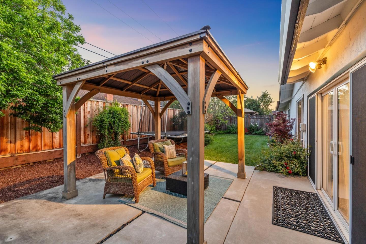 Detail Gallery Image 102 of 103 For 1592 Chambers Dr, San Jose,  CA 95118 - 4 Beds | 2/1 Baths