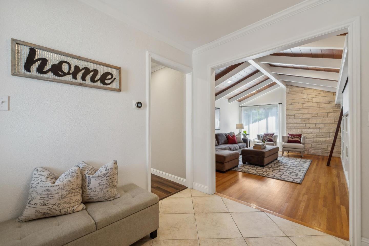 Detail Gallery Image 22 of 103 For 1592 Chambers Dr, San Jose,  CA 95118 - 4 Beds | 2/1 Baths