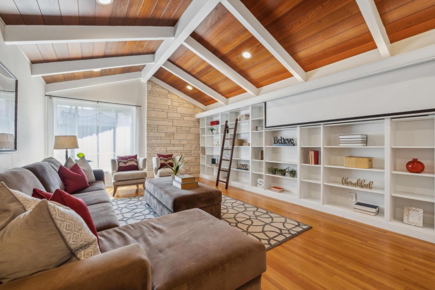 Detail Gallery Image 25 of 103 For 1592 Chambers Dr, San Jose,  CA 95118 - 4 Beds | 2/1 Baths