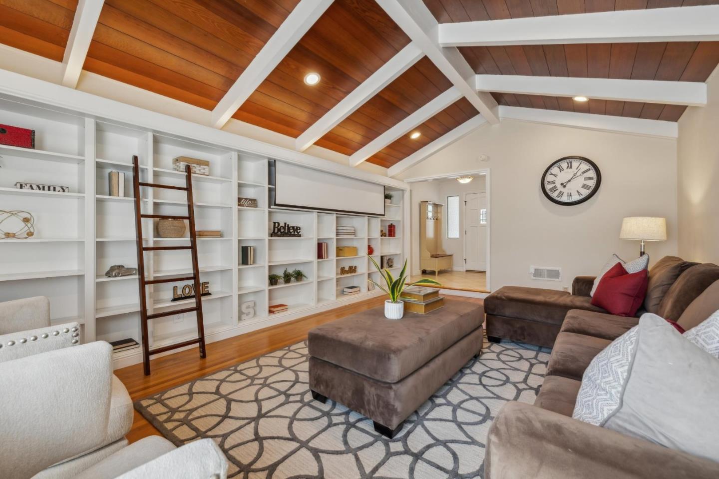 Detail Gallery Image 27 of 103 For 1592 Chambers Dr, San Jose,  CA 95118 - 4 Beds | 2/1 Baths