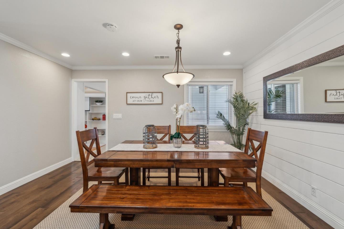 Detail Gallery Image 32 of 103 For 1592 Chambers Dr, San Jose,  CA 95118 - 4 Beds | 2/1 Baths