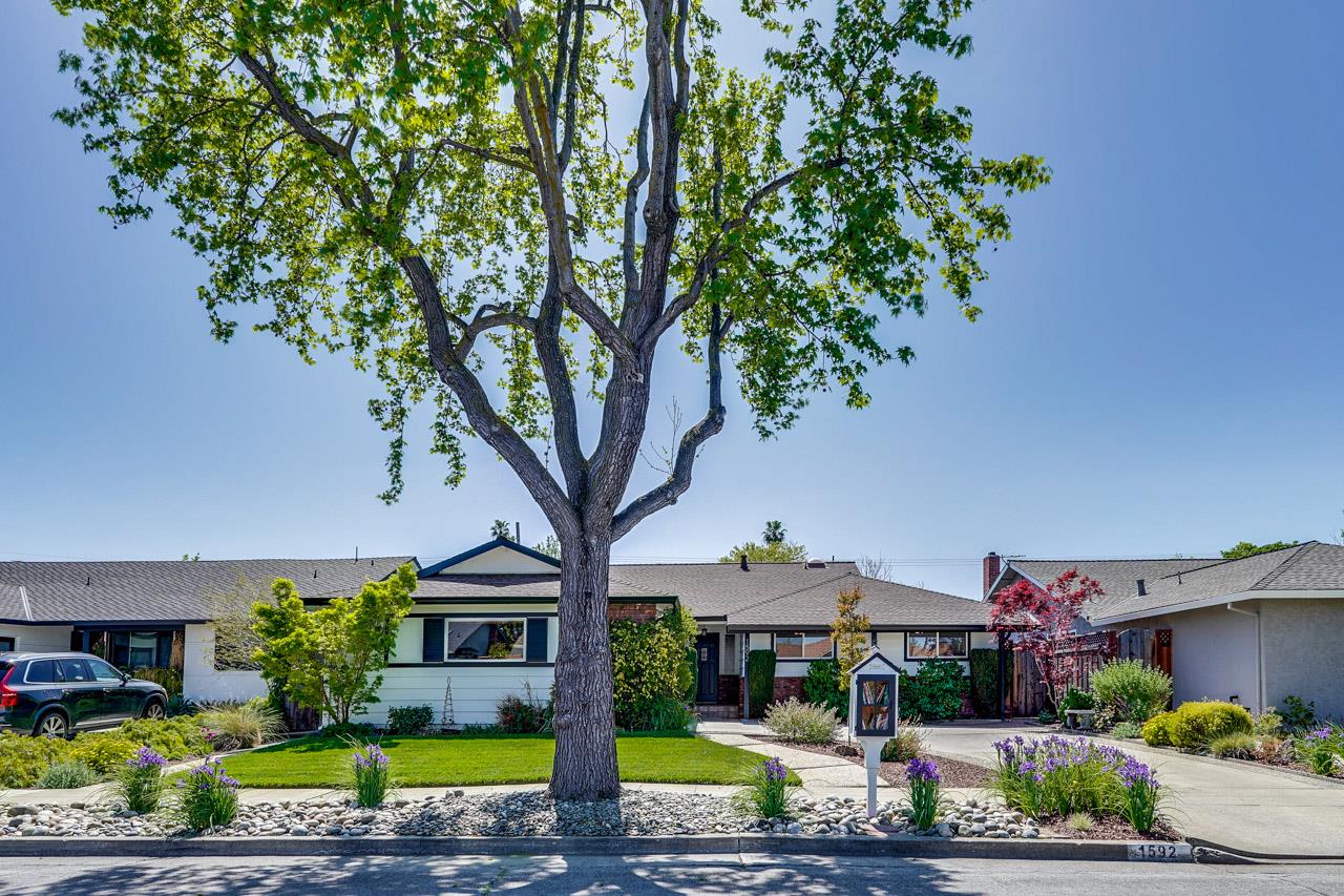 Detail Gallery Image 7 of 103 For 1592 Chambers Dr, San Jose,  CA 95118 - 4 Beds | 2/1 Baths