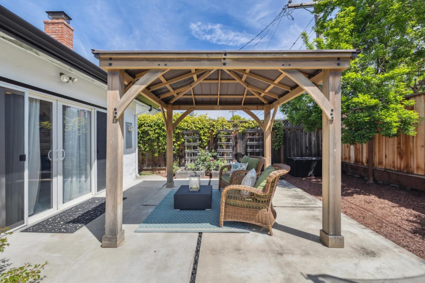Detail Gallery Image 83 of 103 For 1592 Chambers Dr, San Jose,  CA 95118 - 4 Beds | 2/1 Baths