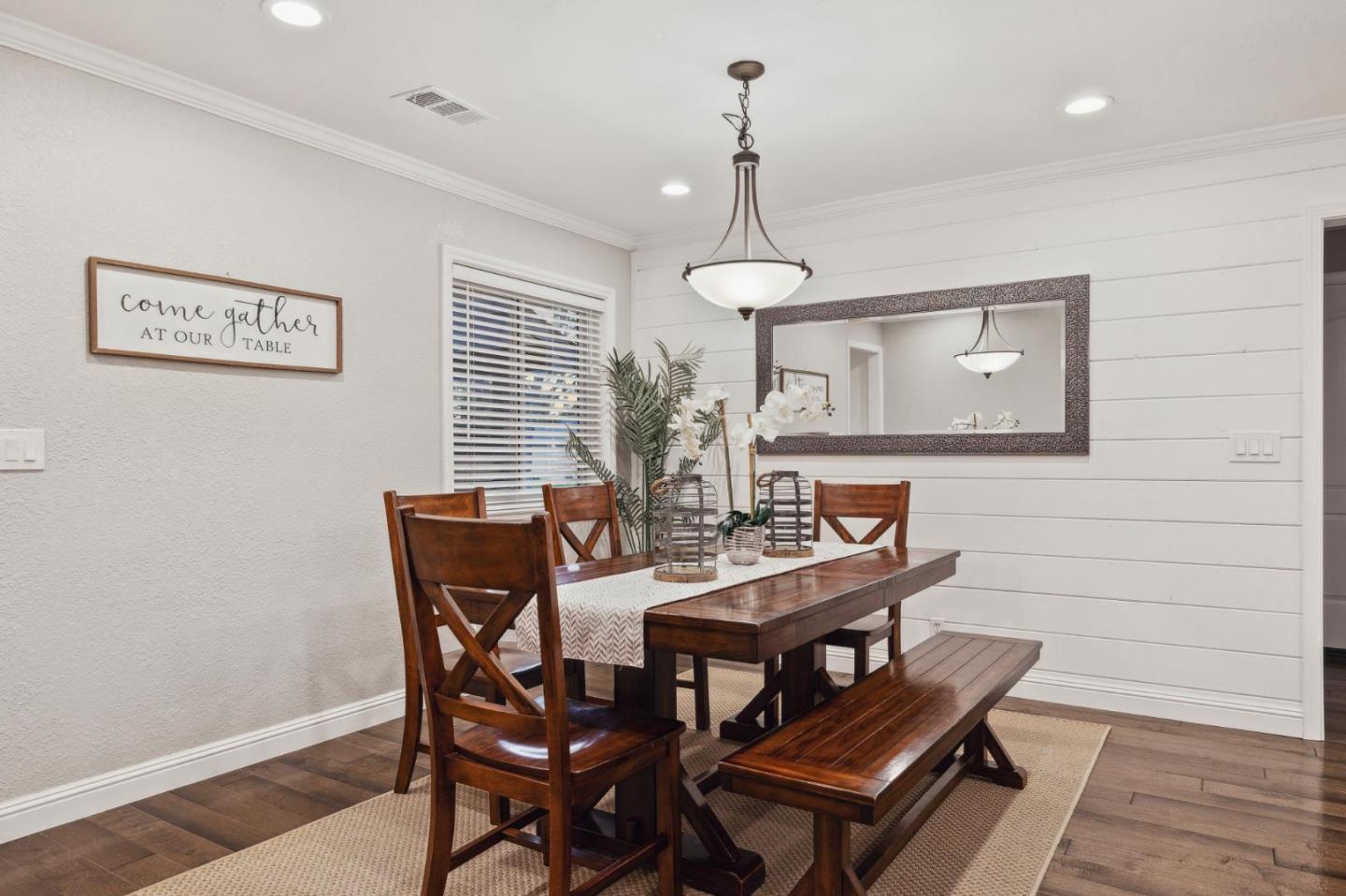 Detail Gallery Image 96 of 103 For 1592 Chambers Dr, San Jose,  CA 95118 - 4 Beds | 2/1 Baths