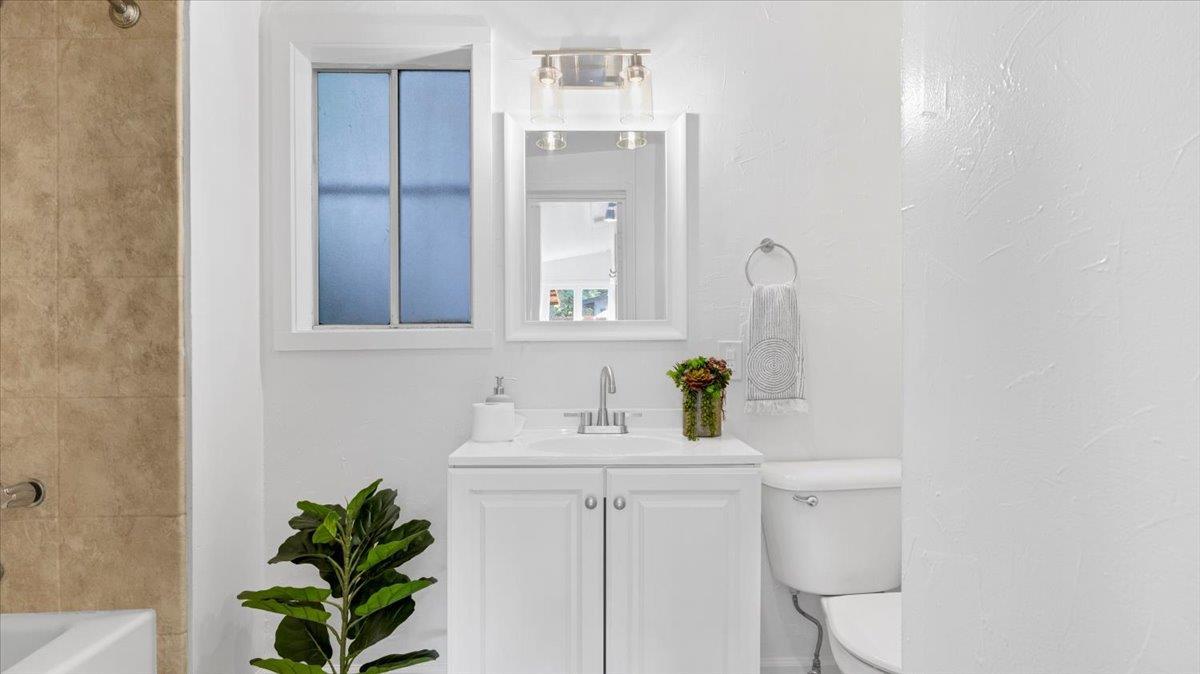 Detail Gallery Image 15 of 24 For 12125 Irwin Way, Boulder Creek,  CA 95006 - 1 Beds | 1 Baths