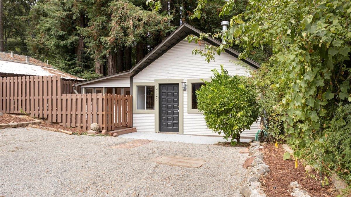 Detail Gallery Image 21 of 24 For 12125 Irwin Way, Boulder Creek,  CA 95006 - 1 Beds | 1 Baths