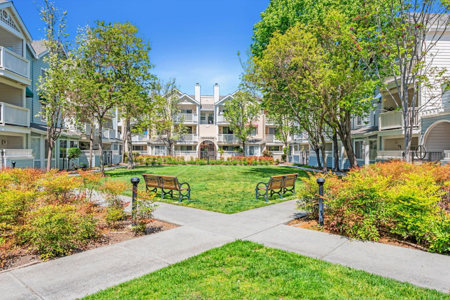Detail Gallery Image 2 of 43 For 601 Arcadia Ter #103,  Sunnyvale,  CA 94085 - 1 Beds | 1 Baths