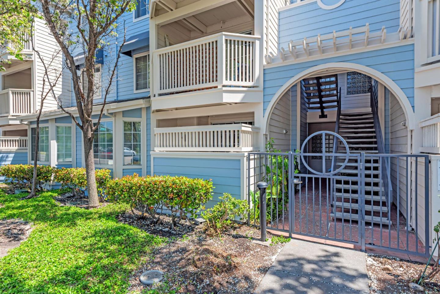 Detail Gallery Image 3 of 43 For 601 Arcadia Ter #103,  Sunnyvale,  CA 94085 - 1 Beds | 1 Baths