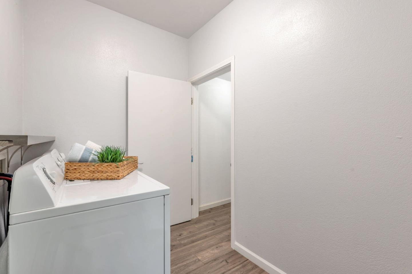 Detail Gallery Image 36 of 43 For 601 Arcadia Ter #103,  Sunnyvale,  CA 94085 - 1 Beds | 1 Baths