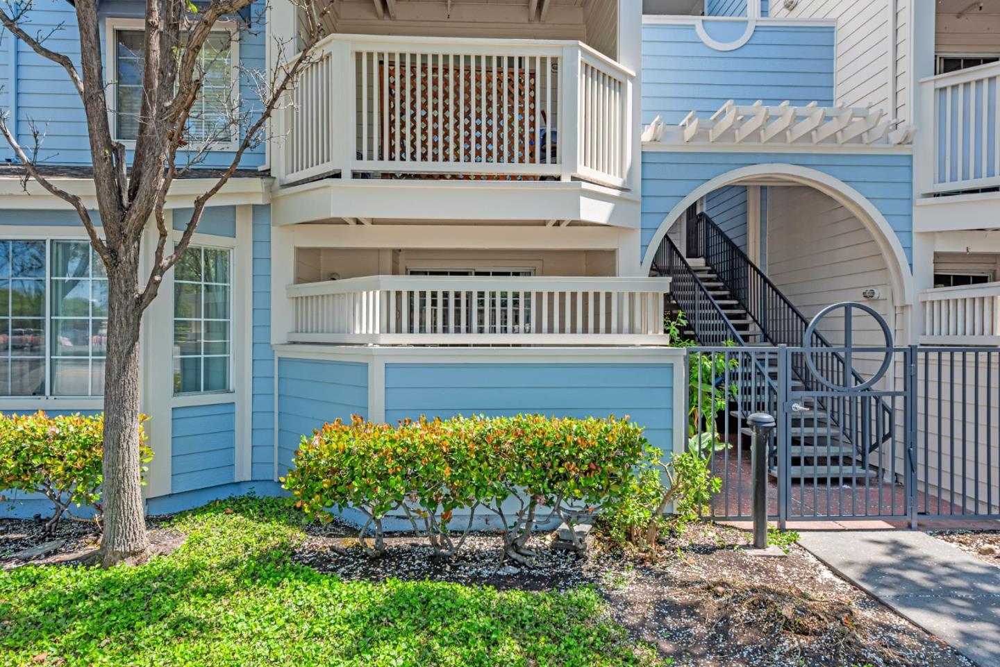 Detail Gallery Image 4 of 43 For 601 Arcadia Ter #103,  Sunnyvale,  CA 94085 - 1 Beds | 1 Baths