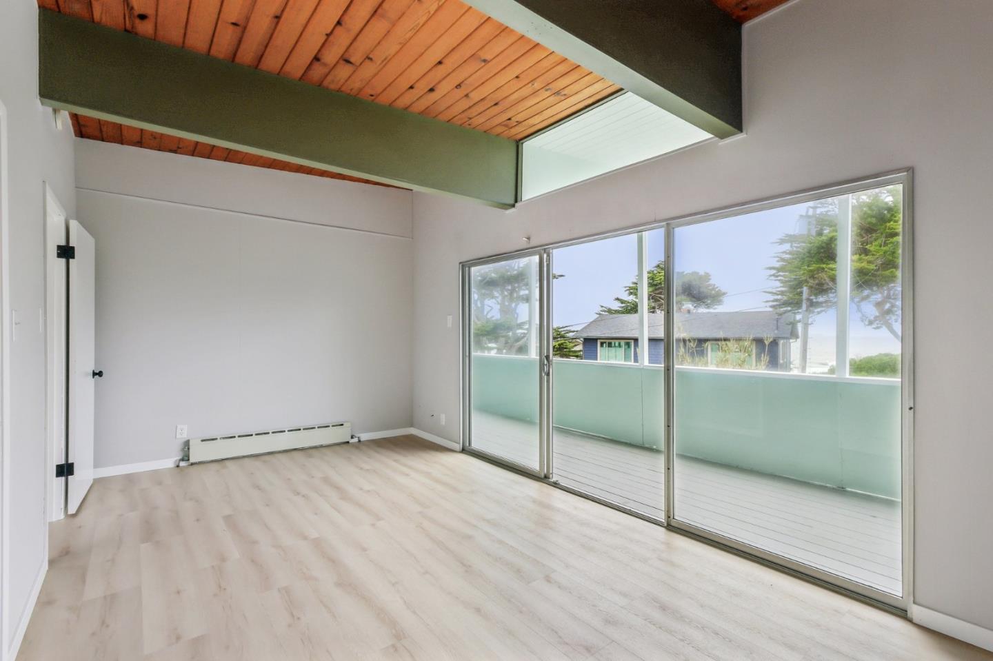 Detail Gallery Image 19 of 54 For 230 Nevada Ave, Moss Beach,  CA 94038 - 2 Beds | 2 Baths