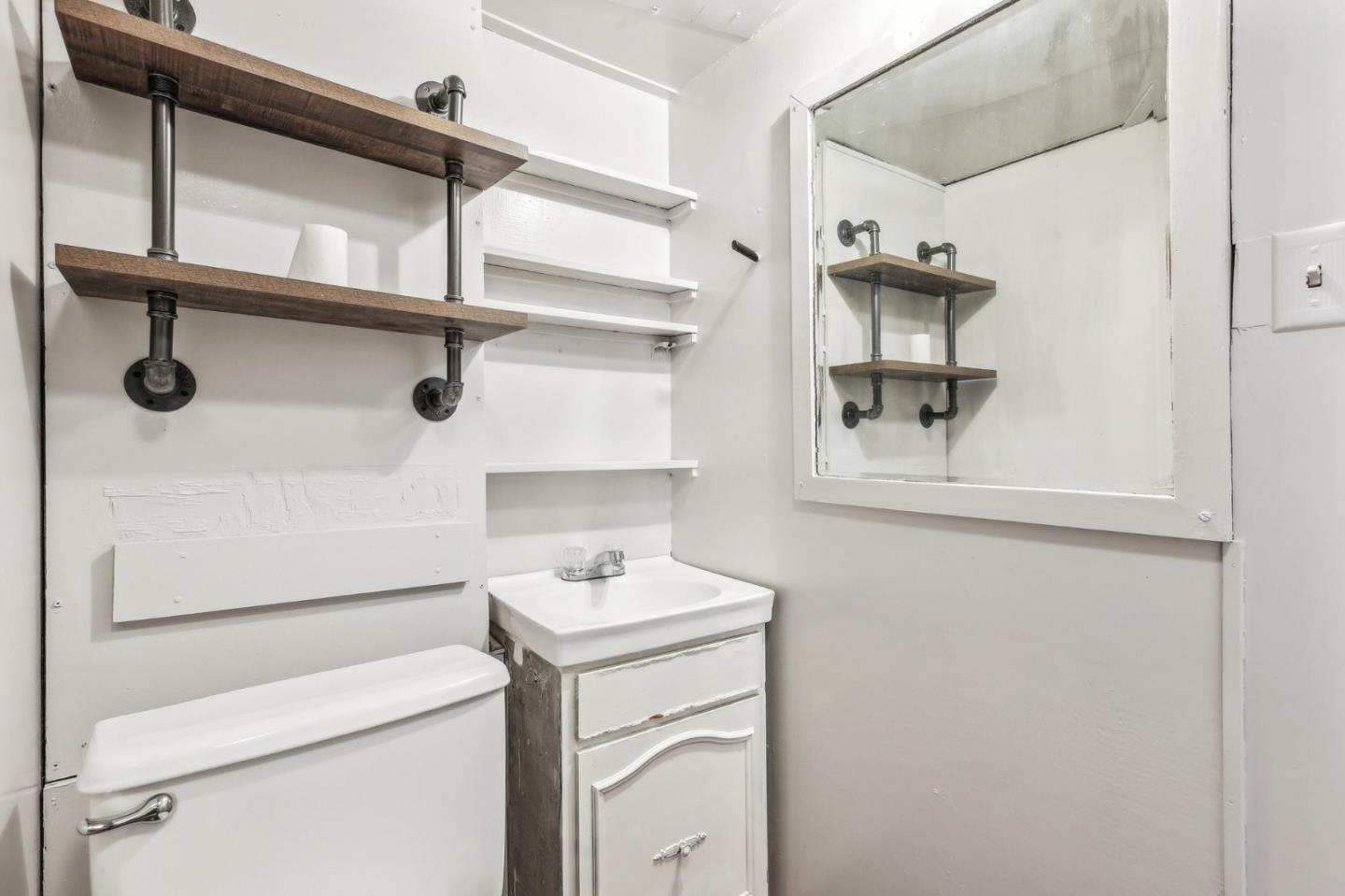 Detail Gallery Image 36 of 54 For 230 Nevada Ave, Moss Beach,  CA 94038 - 2 Beds | 2 Baths
