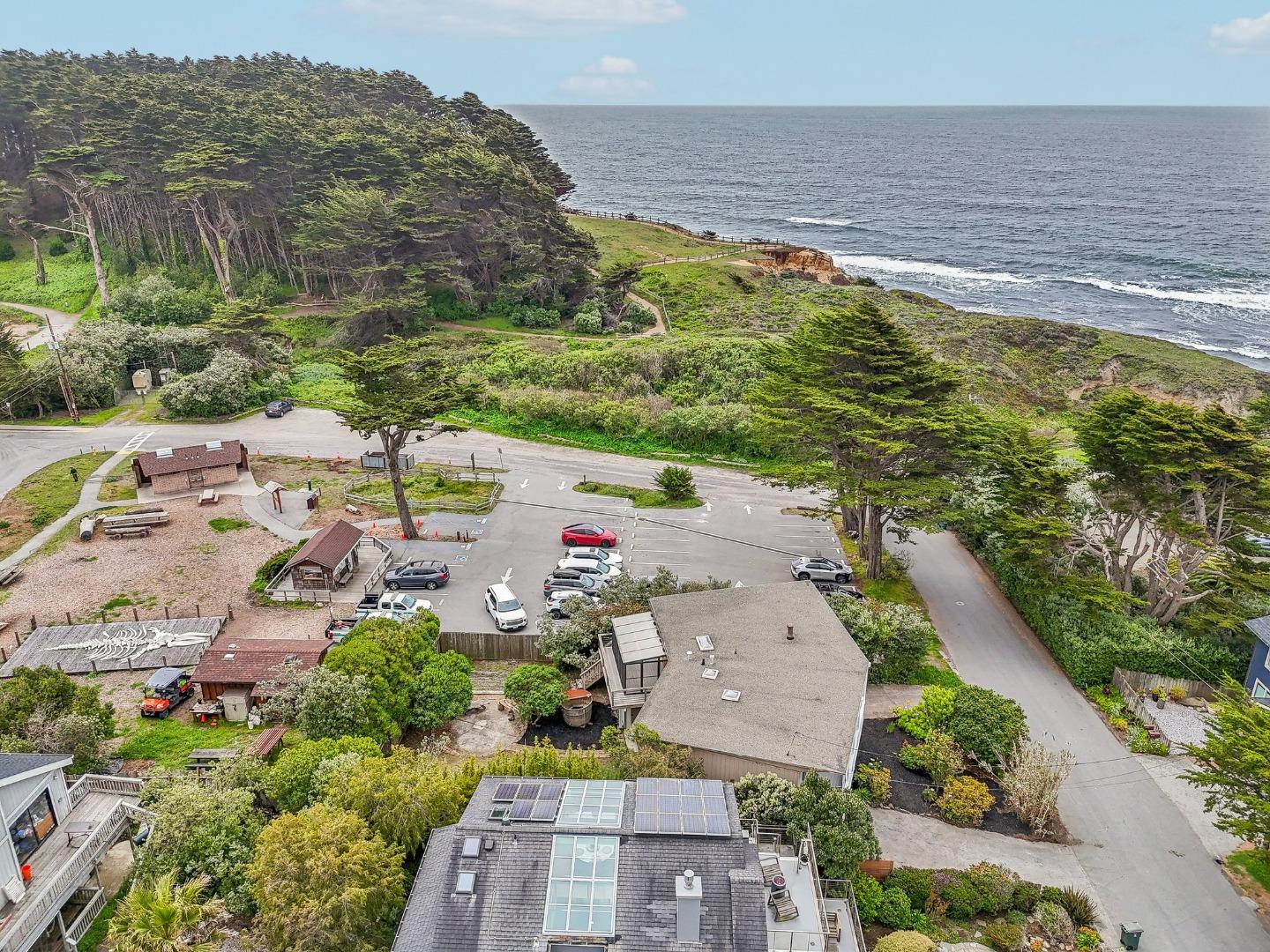 Detail Gallery Image 44 of 54 For 230 Nevada Ave, Moss Beach,  CA 94038 - 2 Beds | 2 Baths