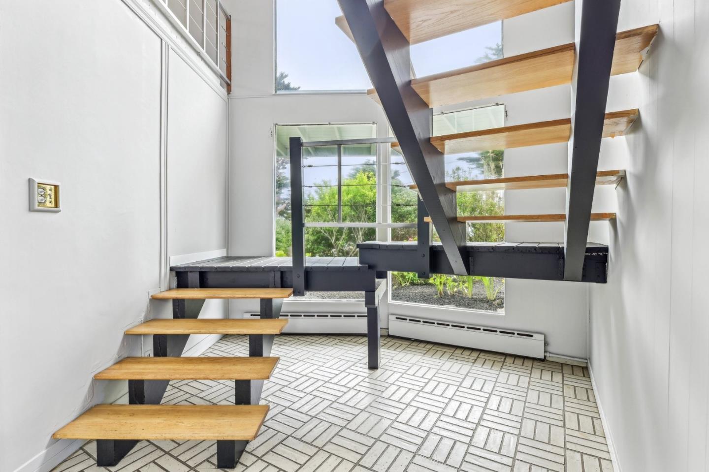 Detail Gallery Image 5 of 54 For 230 Nevada Ave, Moss Beach,  CA 94038 - 2 Beds | 2 Baths