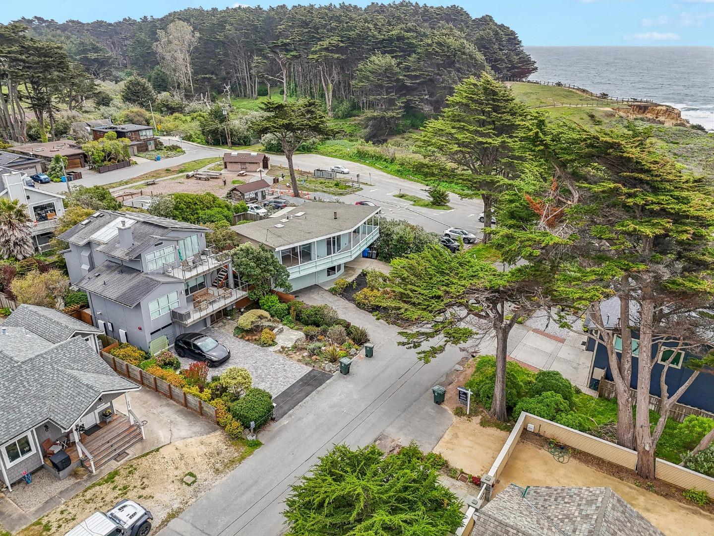 Detail Gallery Image 51 of 54 For 230 Nevada Ave, Moss Beach,  CA 94038 - 2 Beds | 2 Baths