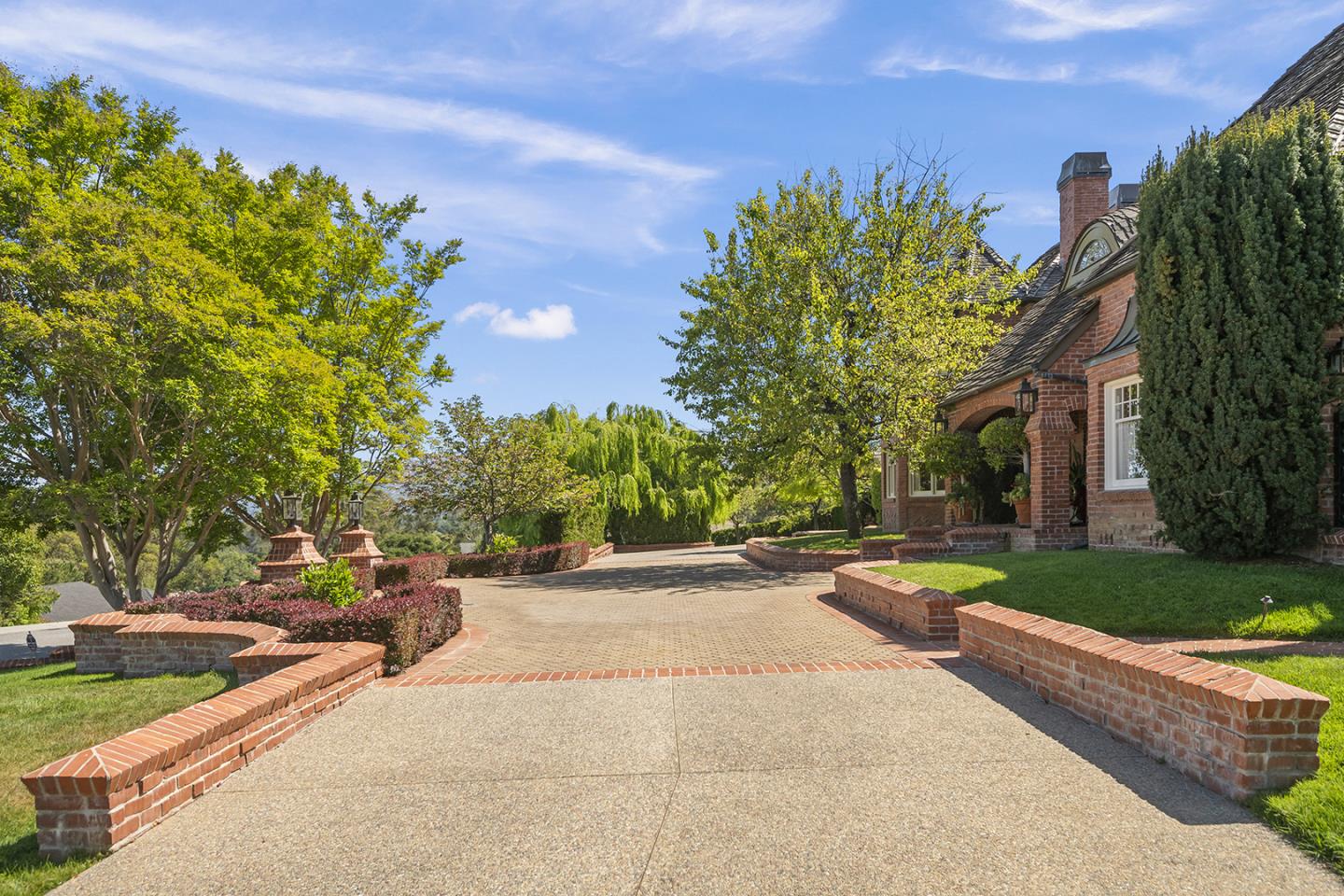 Detail Gallery Image 7 of 68 For 12359 Farr Ranch Rd, Saratoga,  CA 95070 - 4 Beds | 3/2 Baths