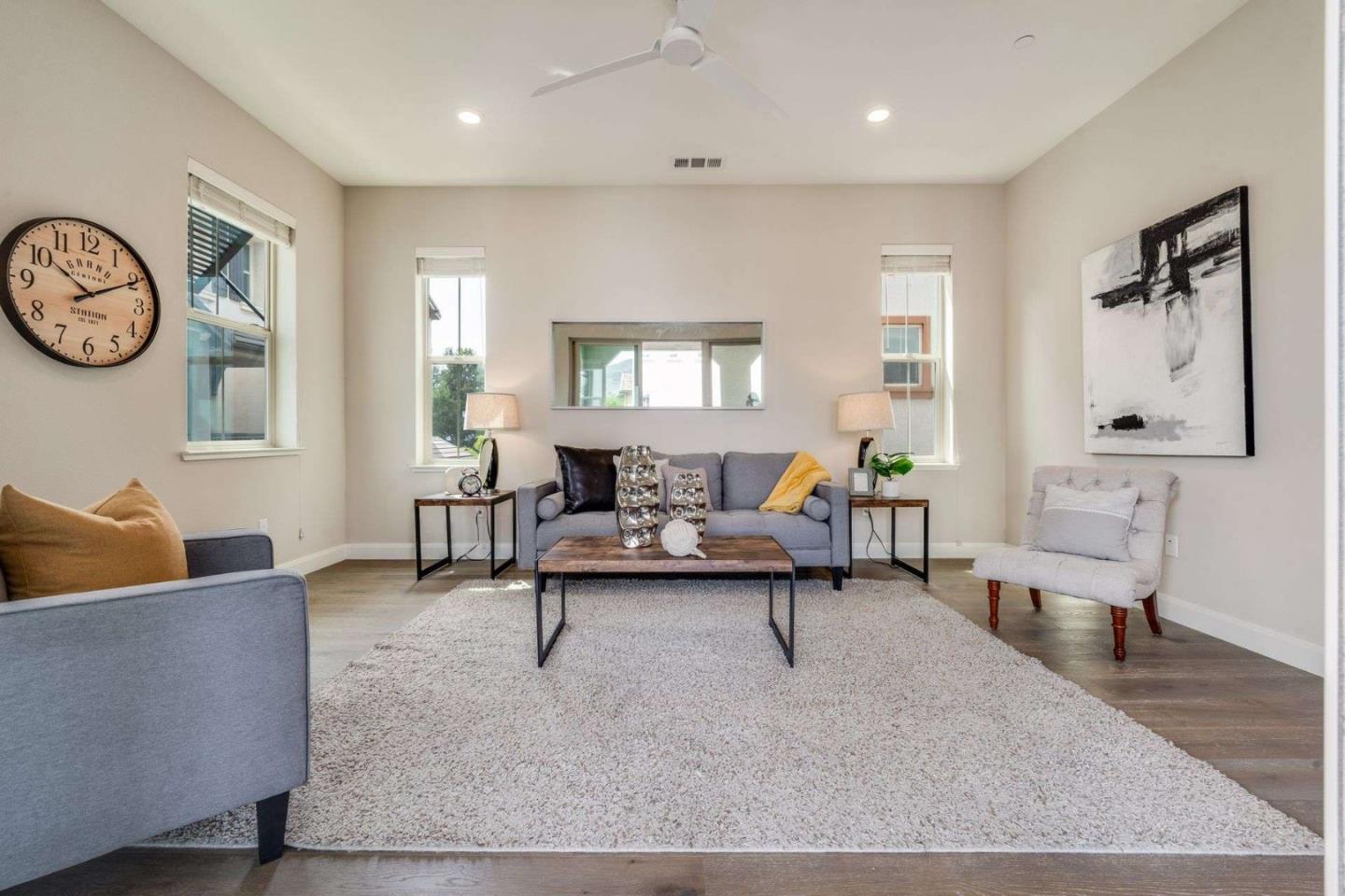 Detail Gallery Image 17 of 41 For 1573 Hidden Creek Ln, Milpitas,  CA 95035 - 4 Beds | 3/1 Baths
