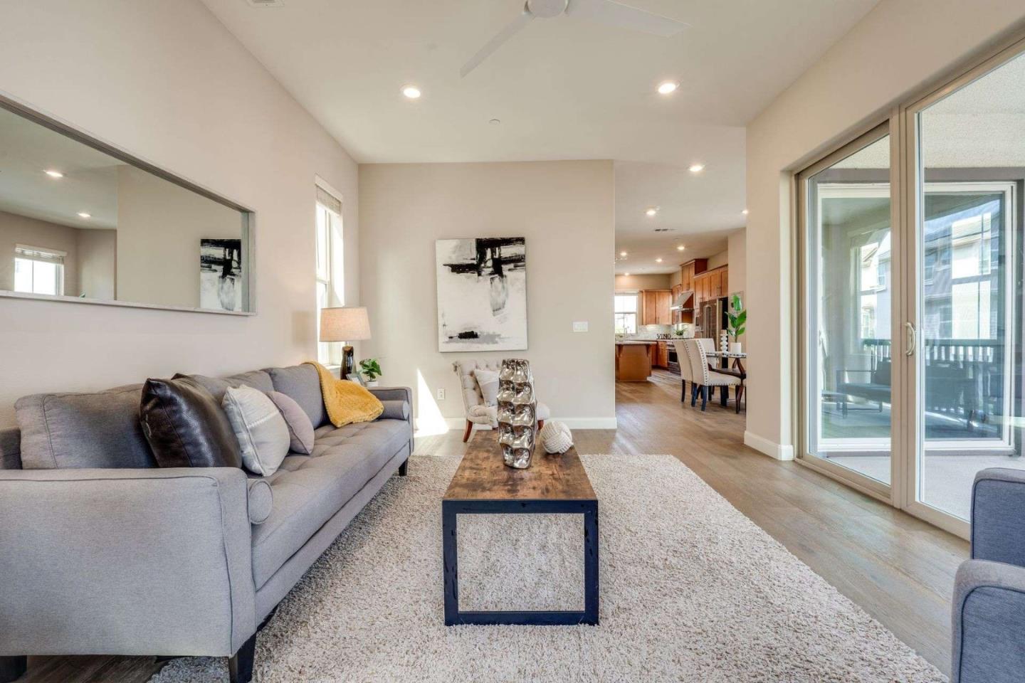Detail Gallery Image 18 of 41 For 1573 Hidden Creek Ln, Milpitas,  CA 95035 - 4 Beds | 3/1 Baths