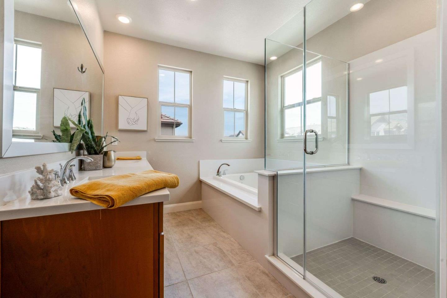 Detail Gallery Image 32 of 41 For 1573 Hidden Creek Ln, Milpitas,  CA 95035 - 4 Beds | 3/1 Baths