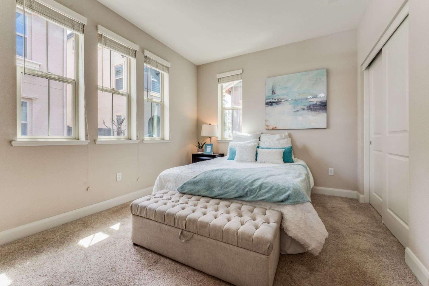 Detail Gallery Image 5 of 41 For 1573 Hidden Creek Ln, Milpitas,  CA 95035 - 4 Beds | 3/1 Baths