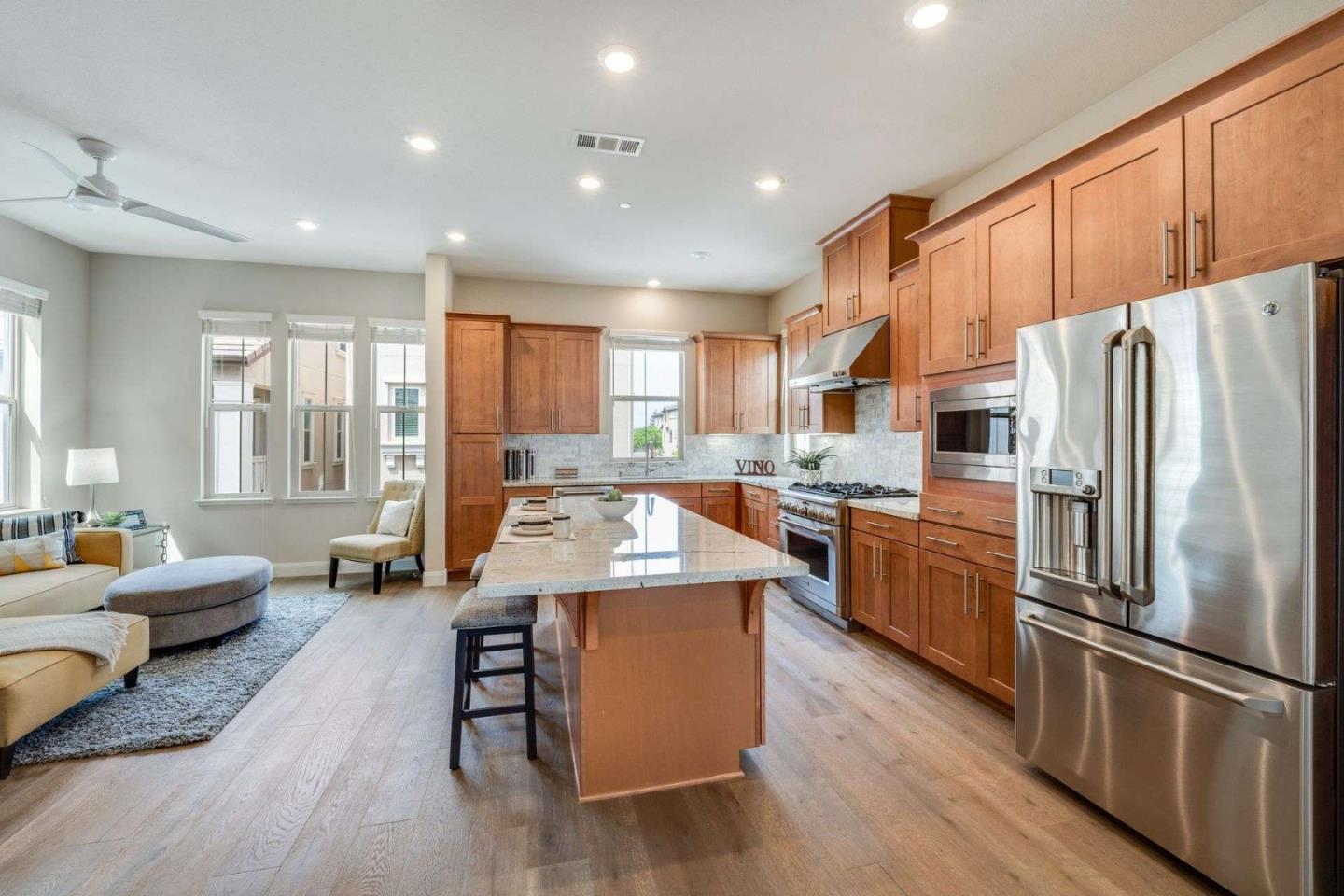 Detail Gallery Image 9 of 41 For 1573 Hidden Creek Ln, Milpitas,  CA 95035 - 4 Beds | 3/1 Baths