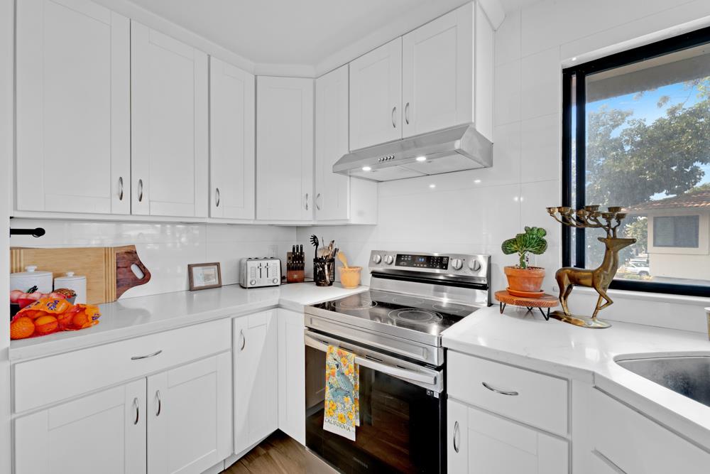 Detail Gallery Image 9 of 15 For 121 Kenbrook Cir, San Jose,  CA 95111 - 1 Beds | 1 Baths