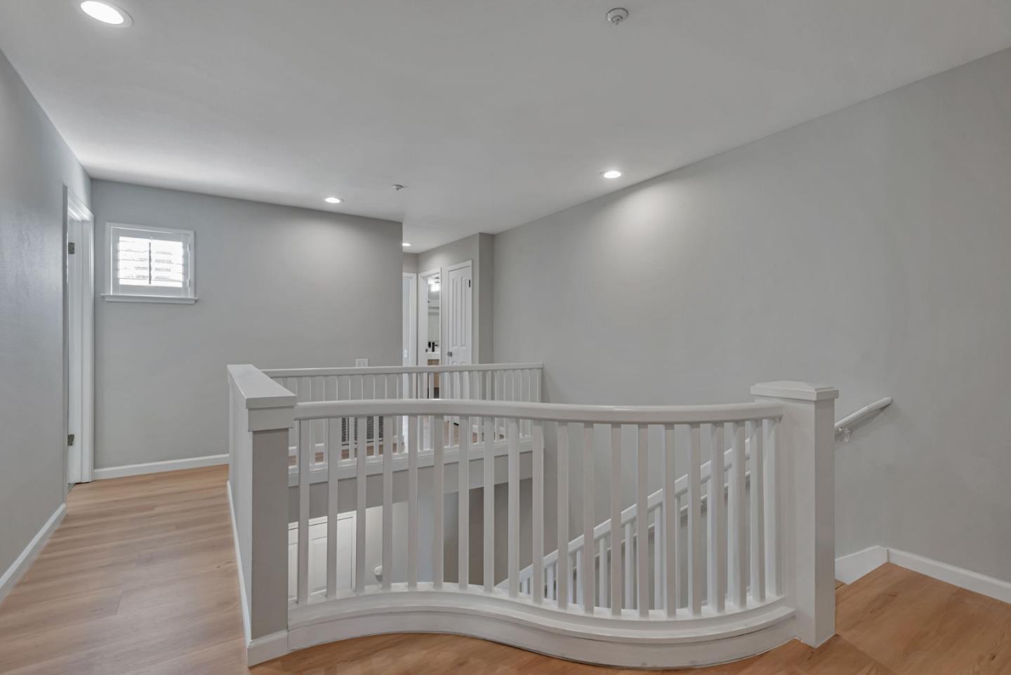 Detail Gallery Image 23 of 60 For 706 Mendocino Way, Redwood City,  CA 94065 - 3 Beds | 2/1 Baths