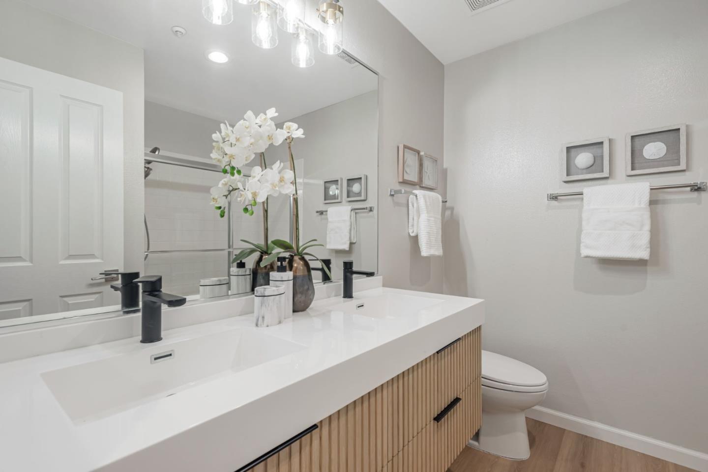 Detail Gallery Image 37 of 60 For 706 Mendocino Way, Redwood City,  CA 94065 - 3 Beds | 2/1 Baths