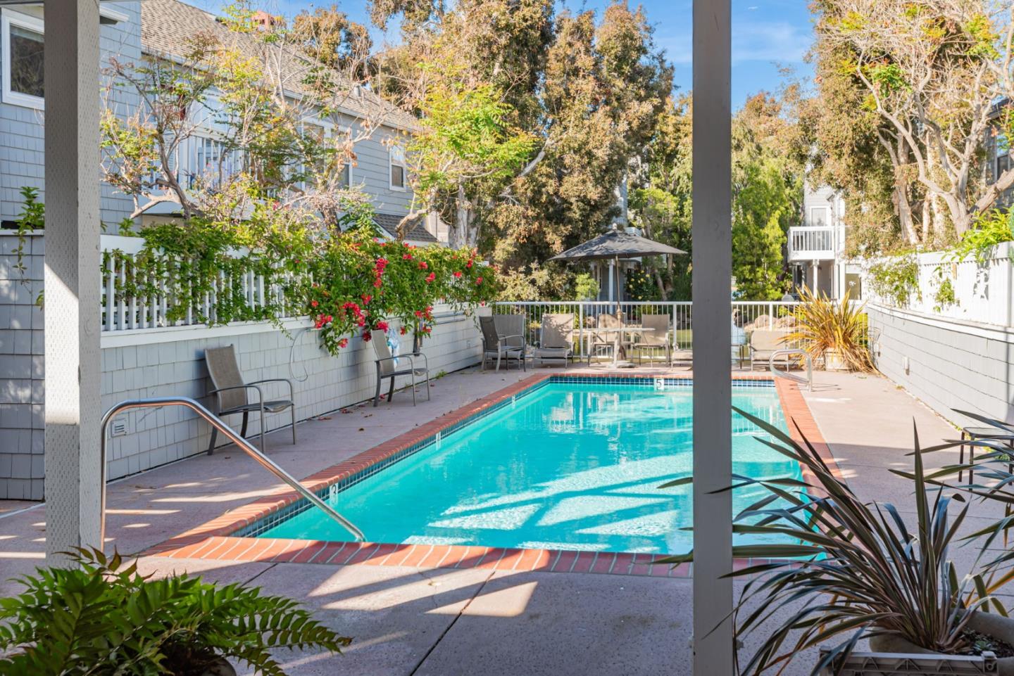 Detail Gallery Image 50 of 60 For 706 Mendocino Way, Redwood City,  CA 94065 - 3 Beds | 2/1 Baths