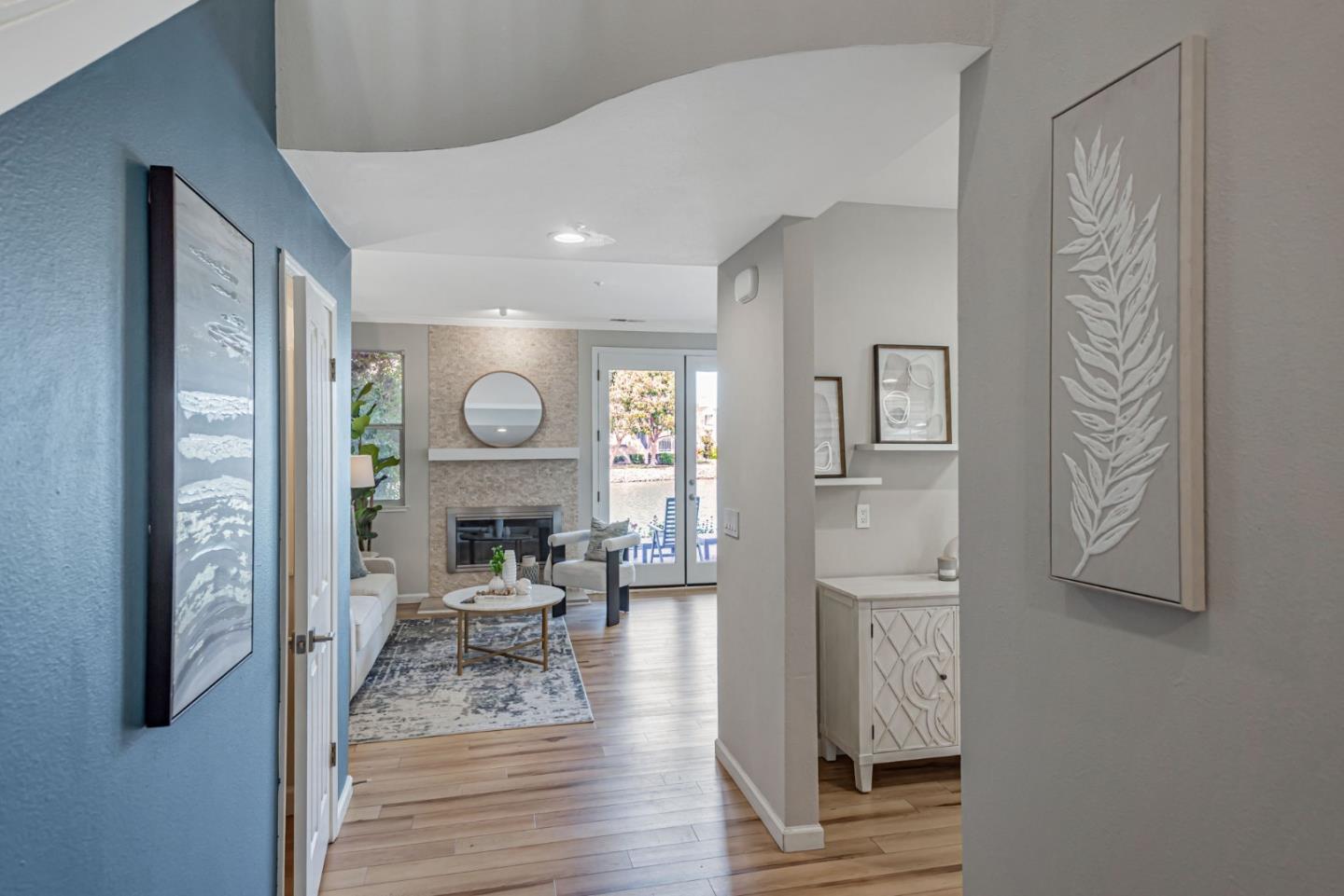 Detail Gallery Image 6 of 60 For 706 Mendocino Way, Redwood City,  CA 94065 - 3 Beds | 2/1 Baths