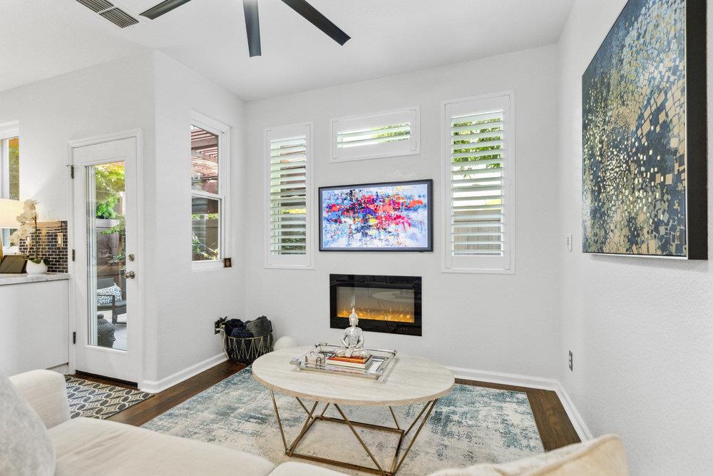 Detail Gallery Image 19 of 62 For 240 3rd St, West Sacramento,  CA 95605 - 2 Beds | 2/1 Baths