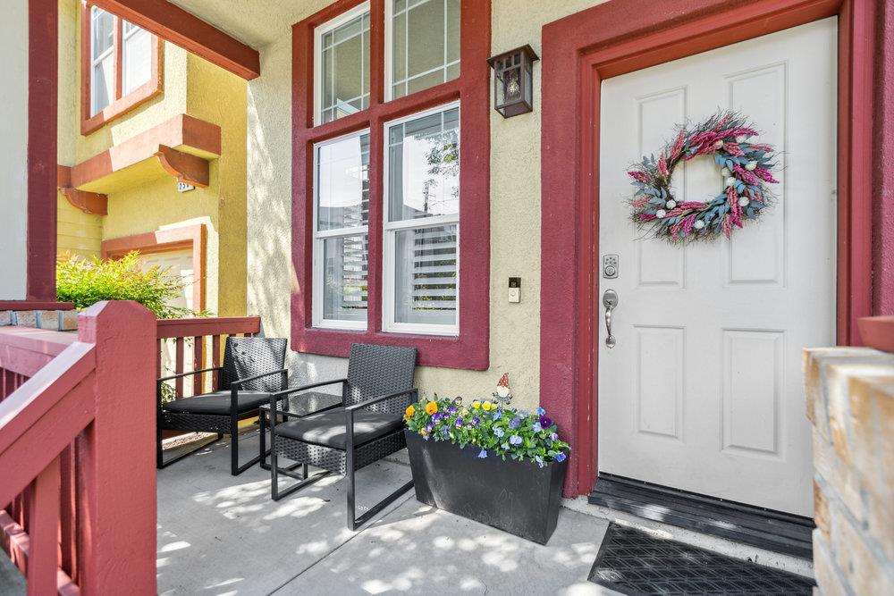 Detail Gallery Image 5 of 62 For 240 3rd St, West Sacramento,  CA 95605 - 2 Beds | 2/1 Baths