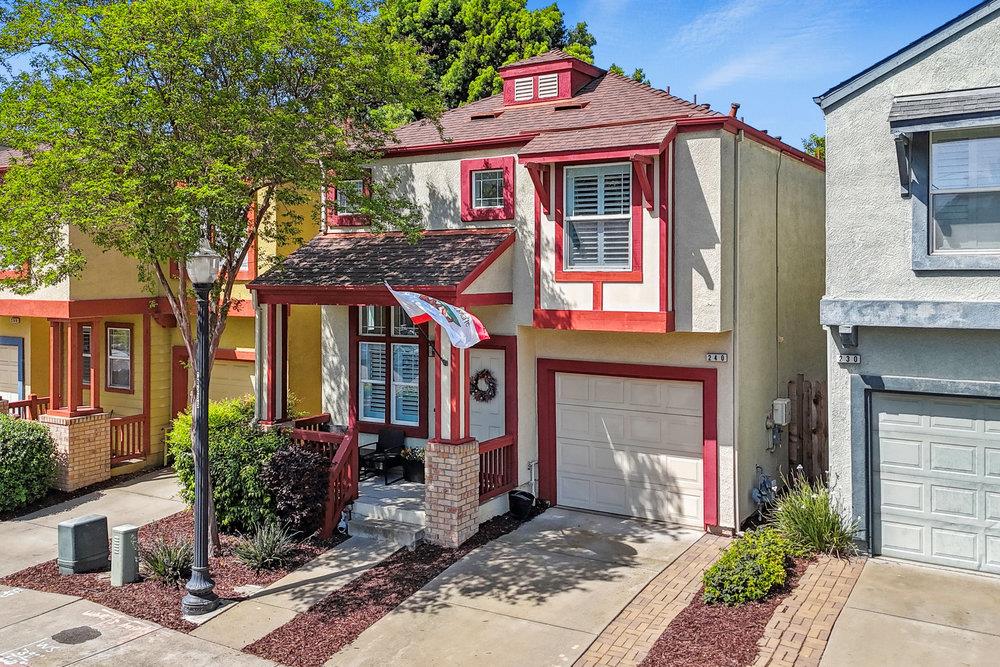Detail Gallery Image 6 of 62 For 240 3rd St, West Sacramento,  CA 95605 - 2 Beds | 2/1 Baths