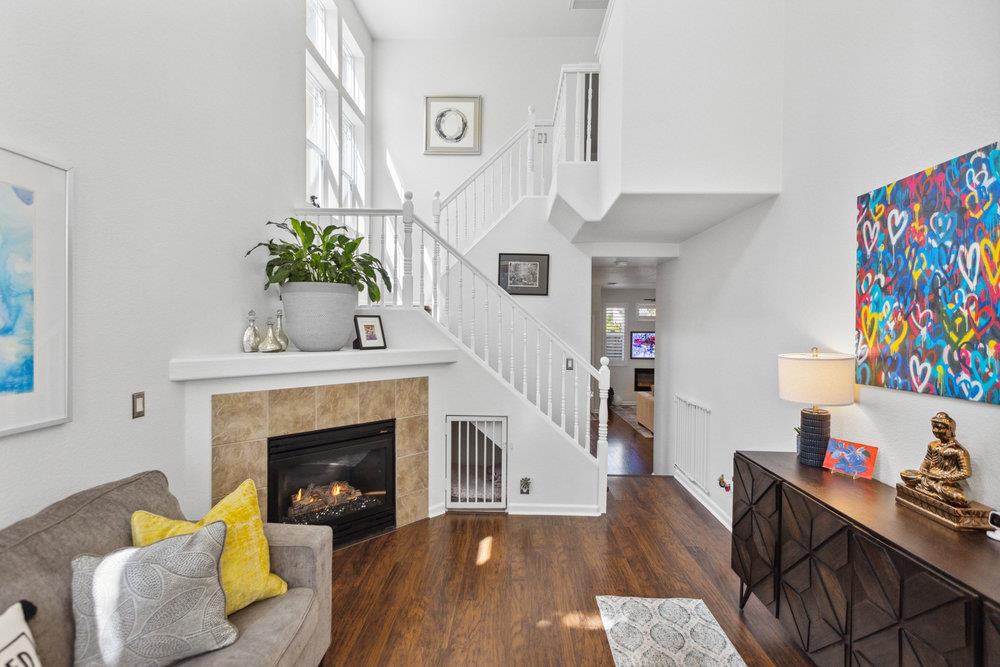 Detail Gallery Image 9 of 62 For 240 3rd St, West Sacramento,  CA 95605 - 2 Beds | 2/1 Baths