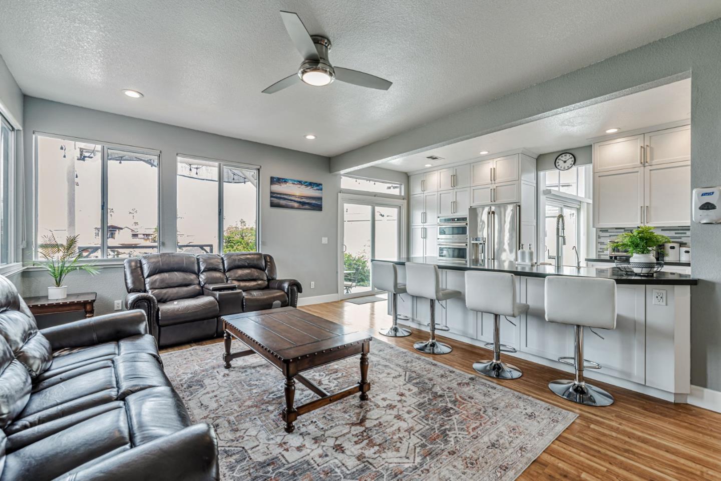 Detail Gallery Image 11 of 46 For 2072 Windward Pt, Discovery Bay,  CA 94505 - 4 Beds | 3 Baths