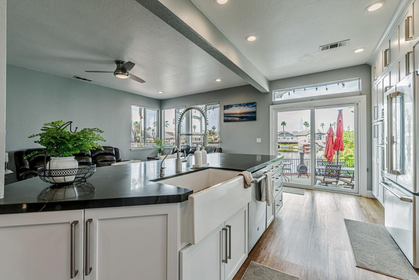 Detail Gallery Image 17 of 46 For 2072 Windward Pt, Discovery Bay,  CA 94505 - 4 Beds | 3 Baths