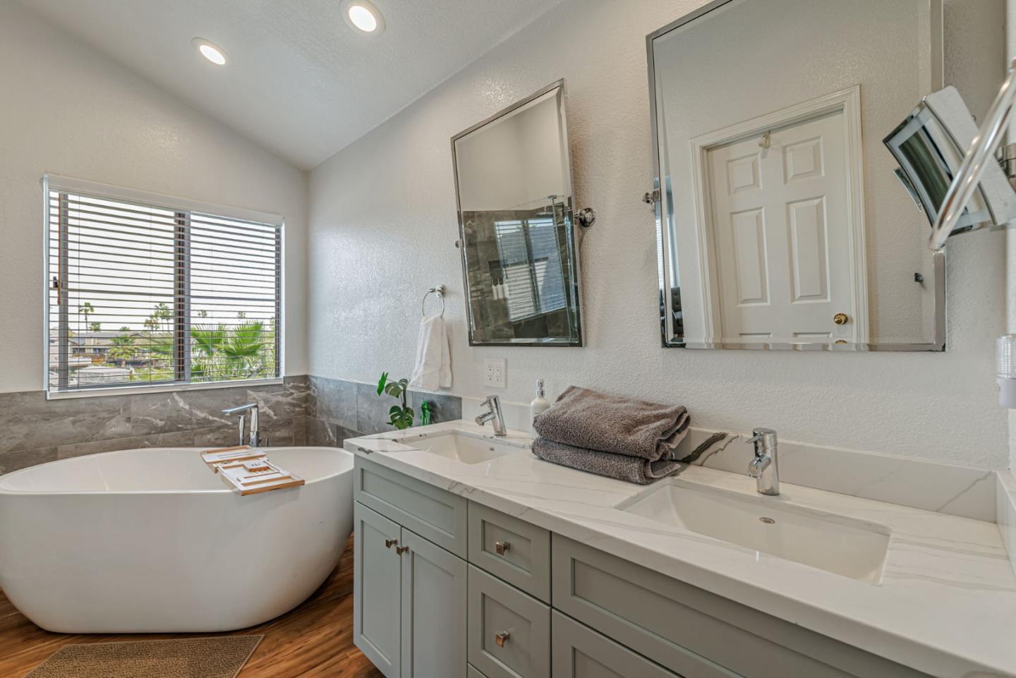 Detail Gallery Image 32 of 46 For 2072 Windward Pt, Discovery Bay,  CA 94505 - 4 Beds | 3 Baths