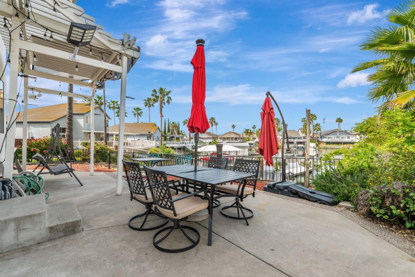 Detail Gallery Image 39 of 46 For 2072 Windward Pt, Discovery Bay,  CA 94505 - 4 Beds | 3 Baths