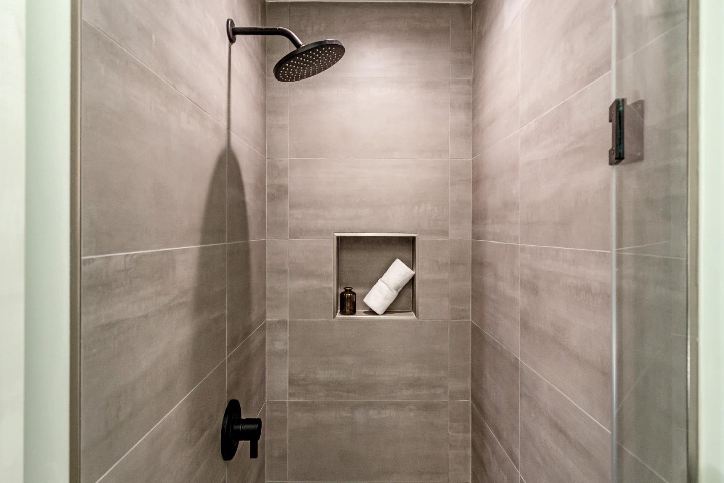 Detail Gallery Image 30 of 47 For 12766 Saratoga Creek Dr, Saratoga,  CA 95070 - 5 Beds | 4/1 Baths