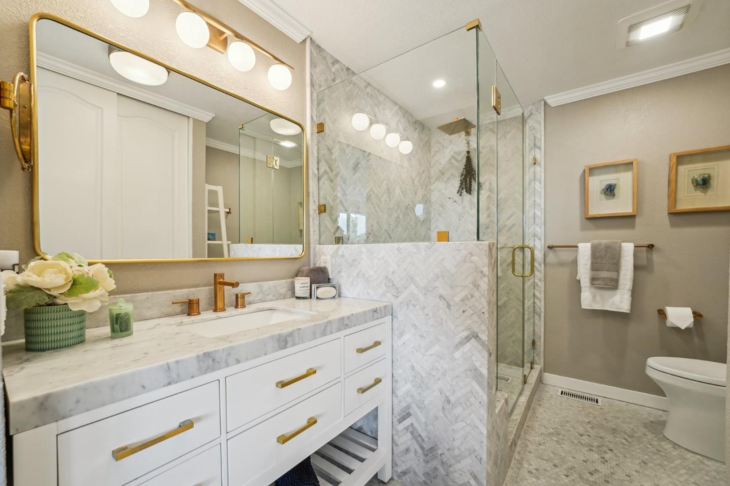 Detail Gallery Image 45 of 68 For 415 Roberts Rd, Pacifica,  CA 94044 - 2 Beds | 2/1 Baths