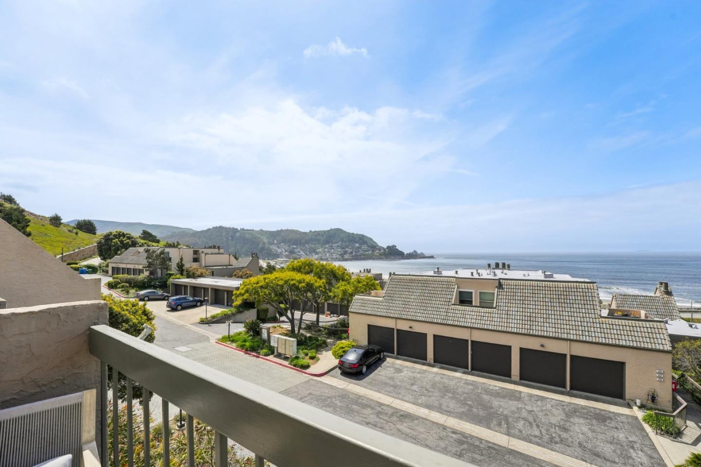 Detail Gallery Image 53 of 68 For 415 Roberts Rd, Pacifica,  CA 94044 - 2 Beds | 2/1 Baths