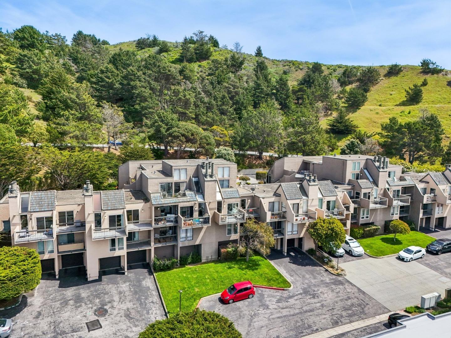 Detail Gallery Image 60 of 68 For 415 Roberts Rd, Pacifica,  CA 94044 - 2 Beds | 2/1 Baths