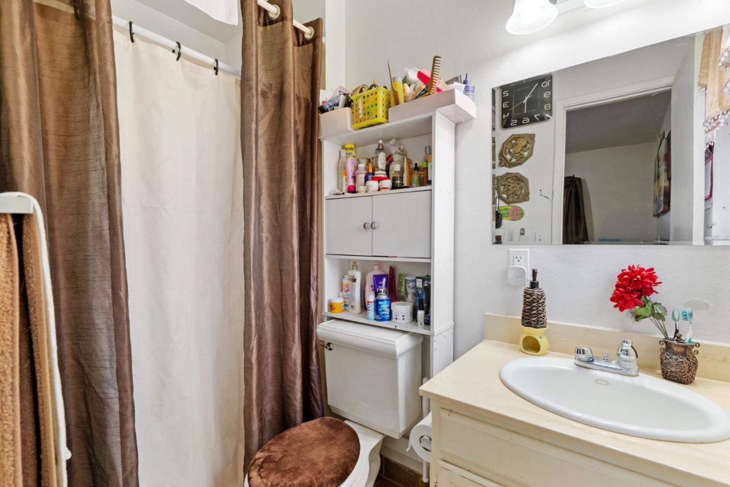 Detail Gallery Image 17 of 36 For 1780 Truckee, Salinas,  CA 93906 - 4 Beds | 2 Baths