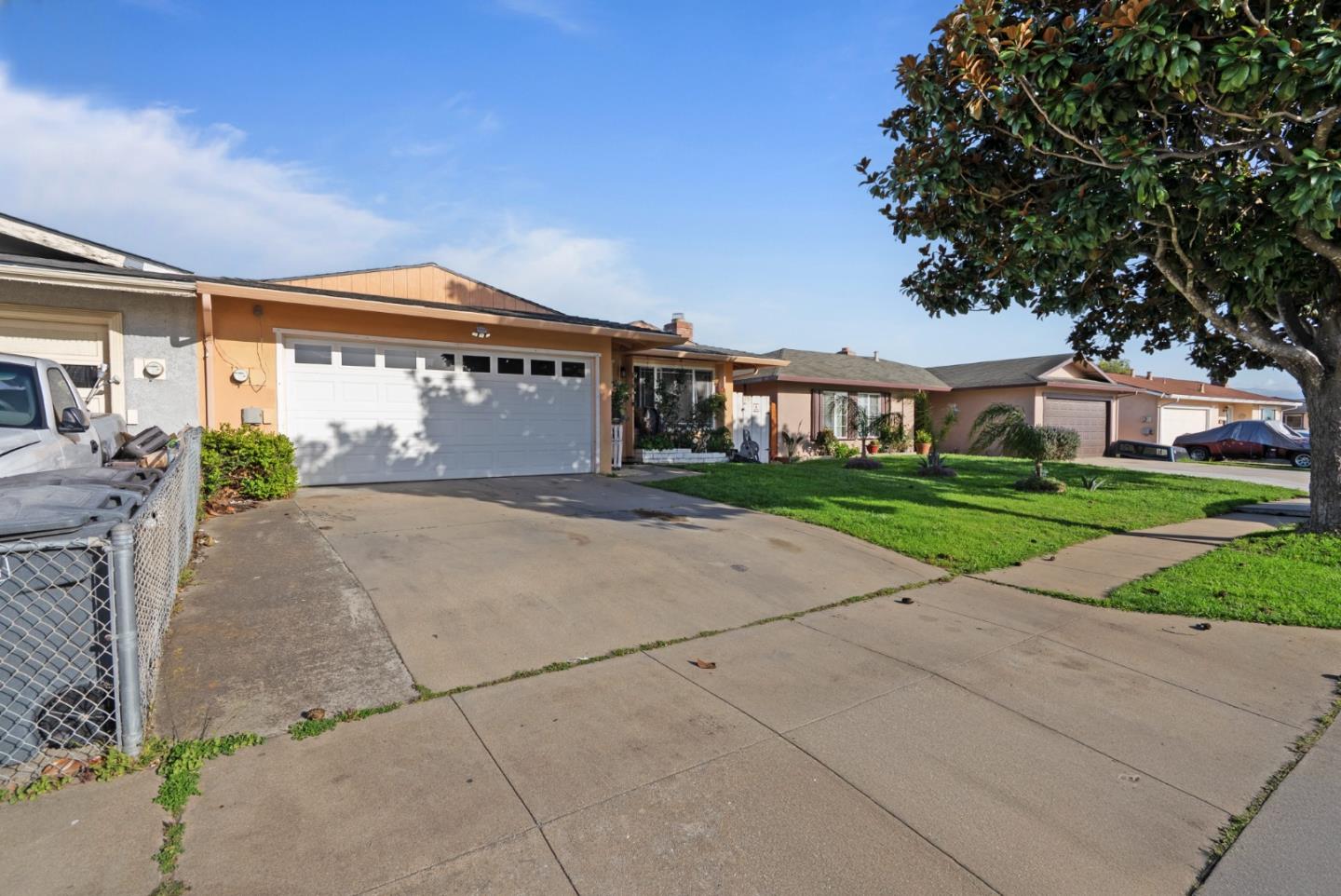 Detail Gallery Image 2 of 36 For 1780 Truckee, Salinas,  CA 93906 - 4 Beds | 2 Baths