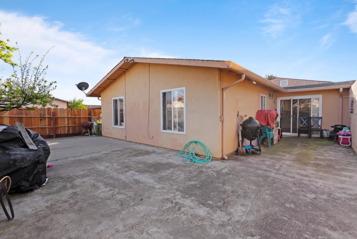 Detail Gallery Image 36 of 36 For 1780 Truckee, Salinas,  CA 93906 - 4 Beds | 2 Baths