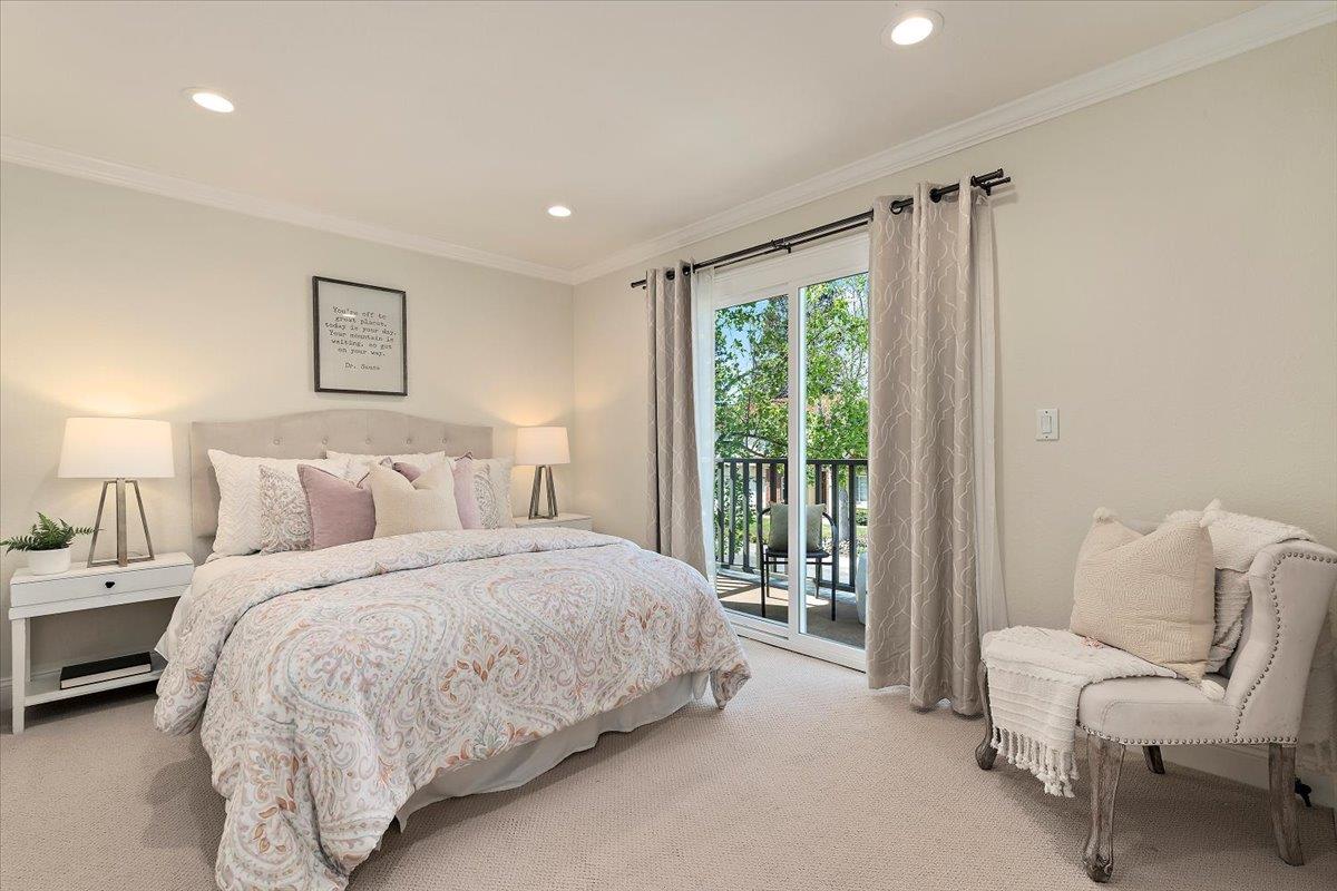 Detail Gallery Image 26 of 36 For 441 Apricot Ln, Mountain View,  CA 94040 - 4 Beds | 2/1 Baths