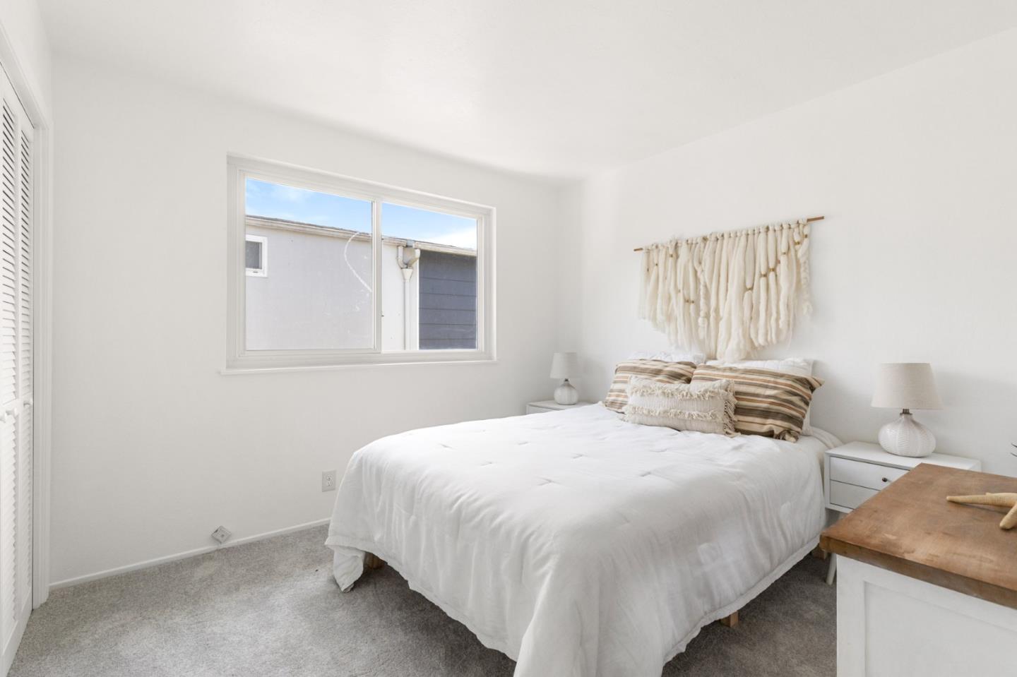 Detail Gallery Image 12 of 28 For 483 Andover Dr, Pacifica,  CA 94044 - 3 Beds | 3 Baths